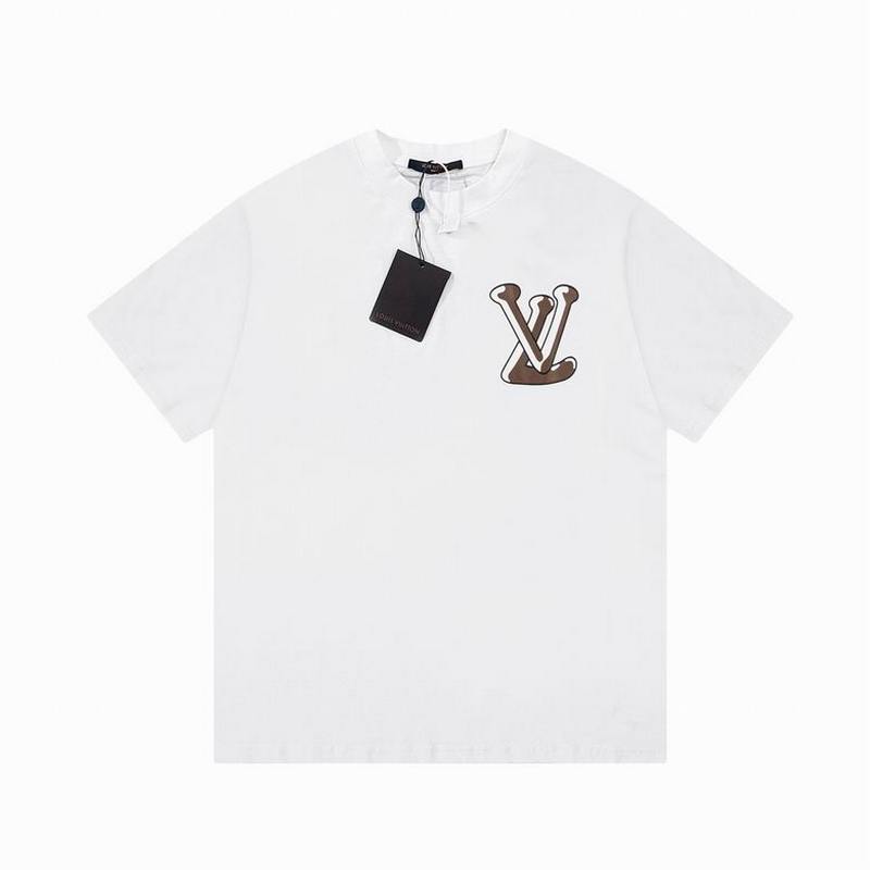 Louis Vuitton Men's T-shirts 944